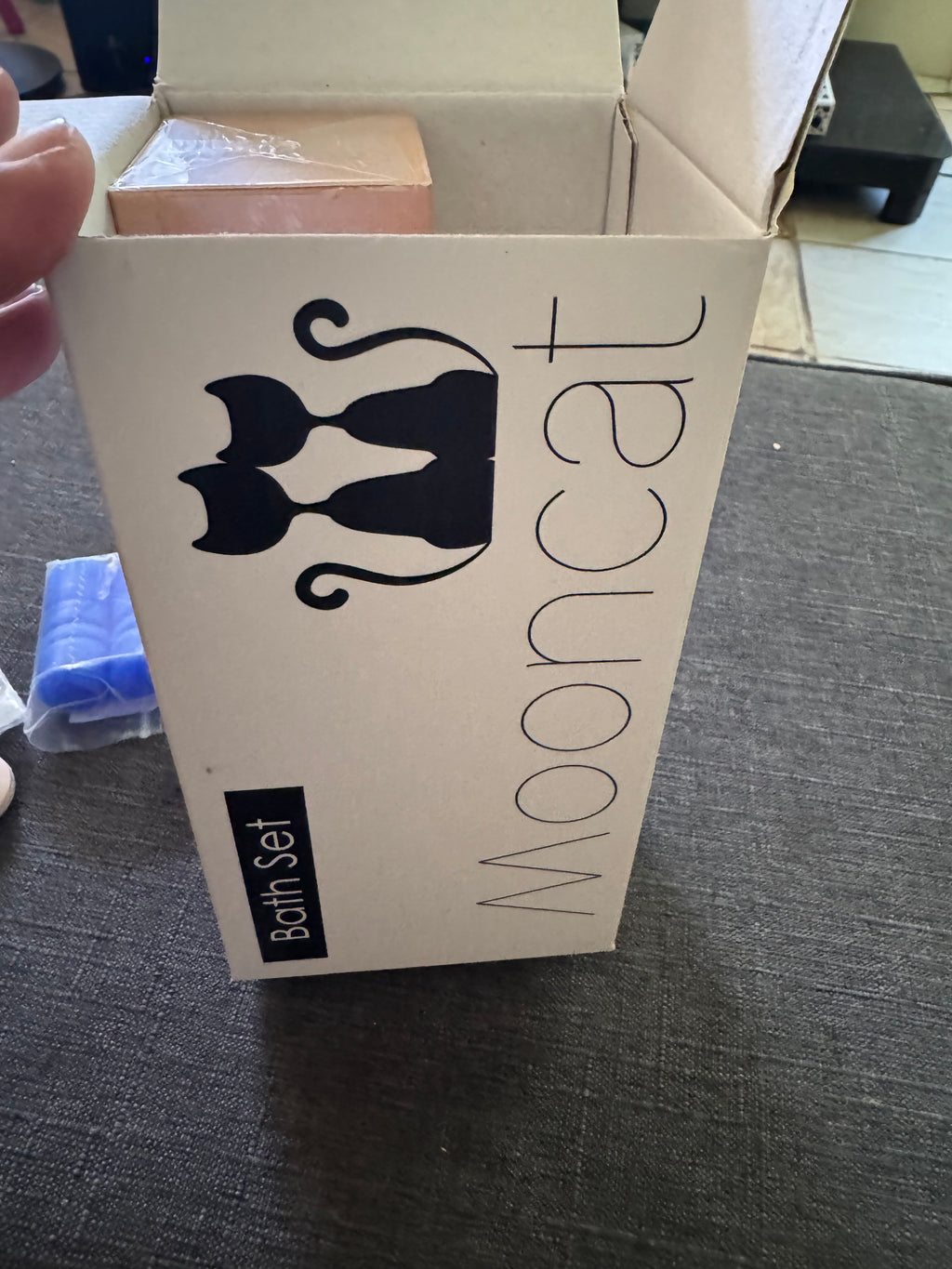 Mooncat Waterless Shampoo